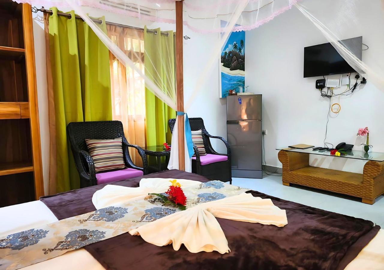 Buisson Guesthouse Ла-Діг Екстер'єр фото