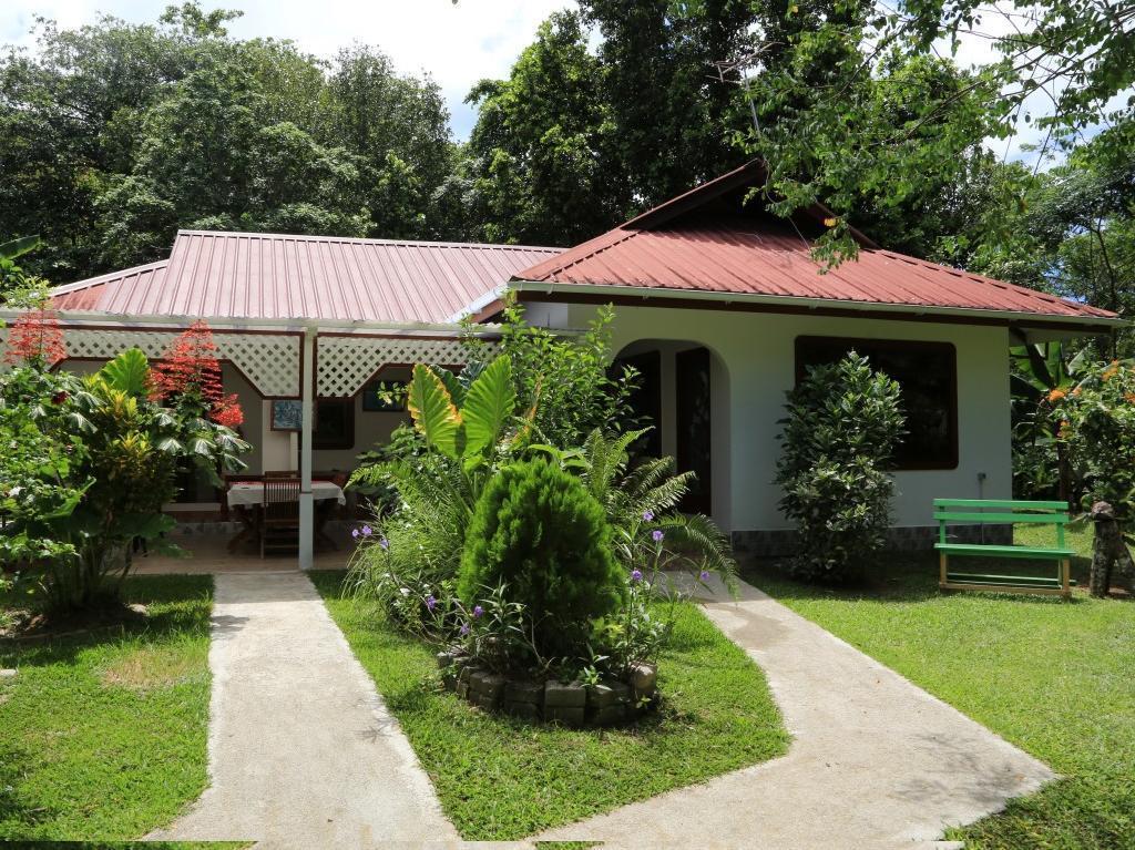 Buisson Guesthouse Ла-Діг Екстер'єр фото